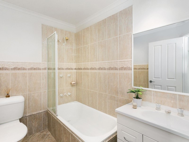 20A Bayside Court, Jerrabomberra NSW 2619