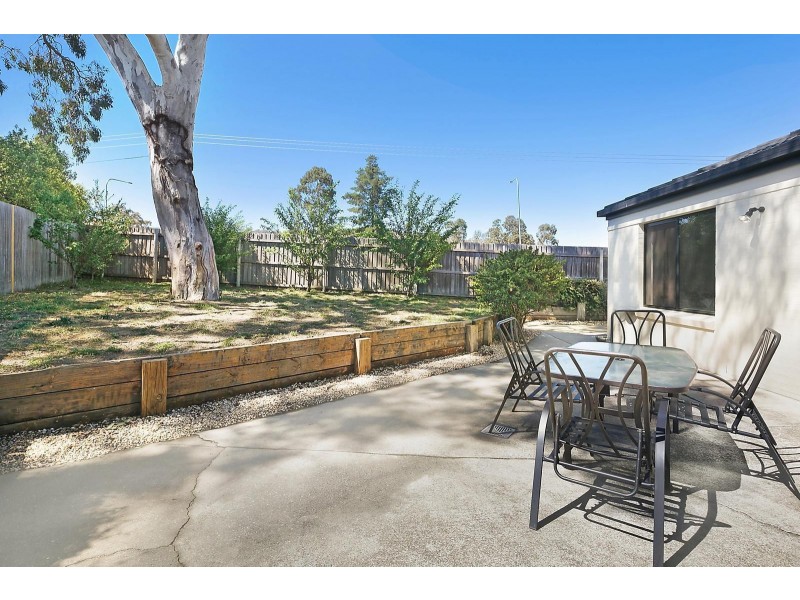13 Coora Place, Jerrabomberra NSW 2619