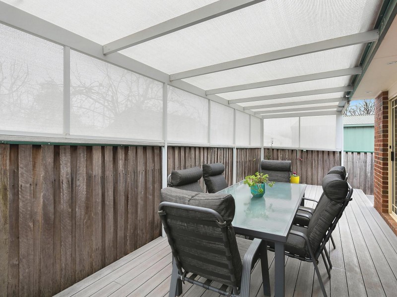 2/64 Thorpe Avenue, Queanbeyan NSW 2620