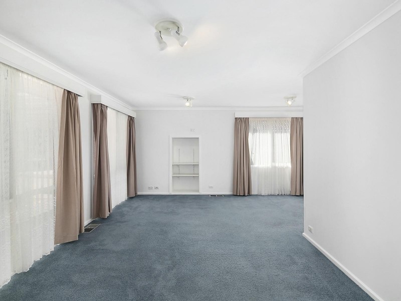 37 Bullock Circuit, Kambah ACT 2902