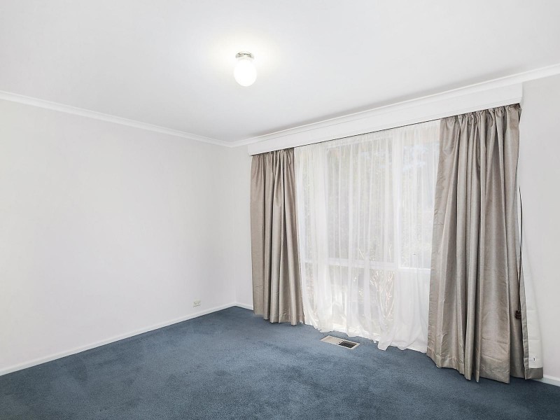 37 Bullock Circuit, Kambah ACT 2902