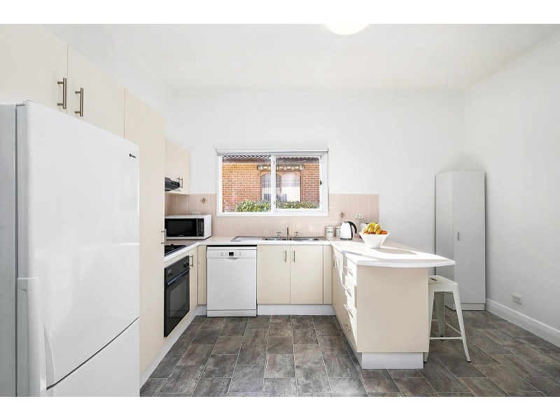 1/18 Surveyor Street, Queanbeyan NSW 2620