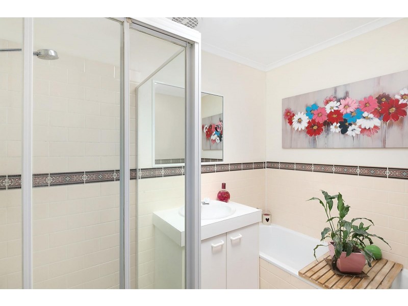 7/72 Brudenell Drive, Jerrabomberra NSW 2619
