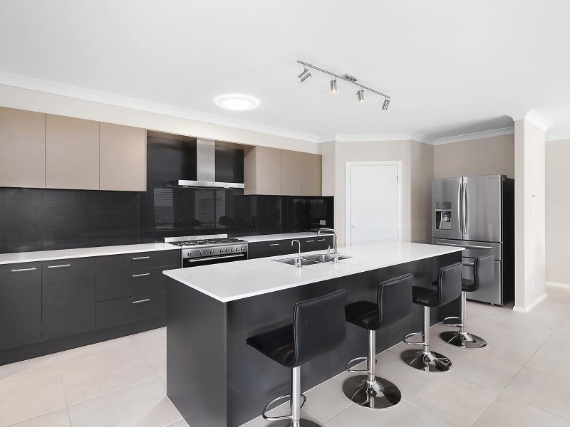 19 Dolly Street, Googong NSW 2620