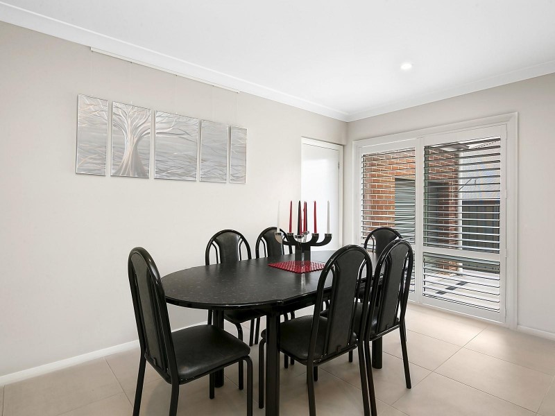 19 Dolly Street, Googong NSW 2620