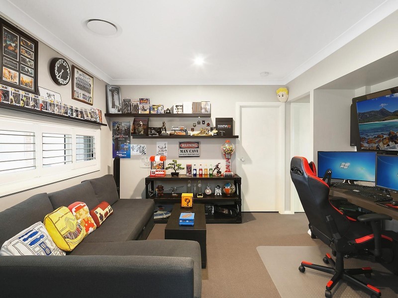 19 Dolly Street, Googong NSW 2620