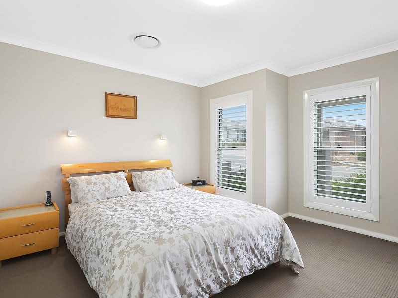 19 Dolly Street, Googong NSW 2620