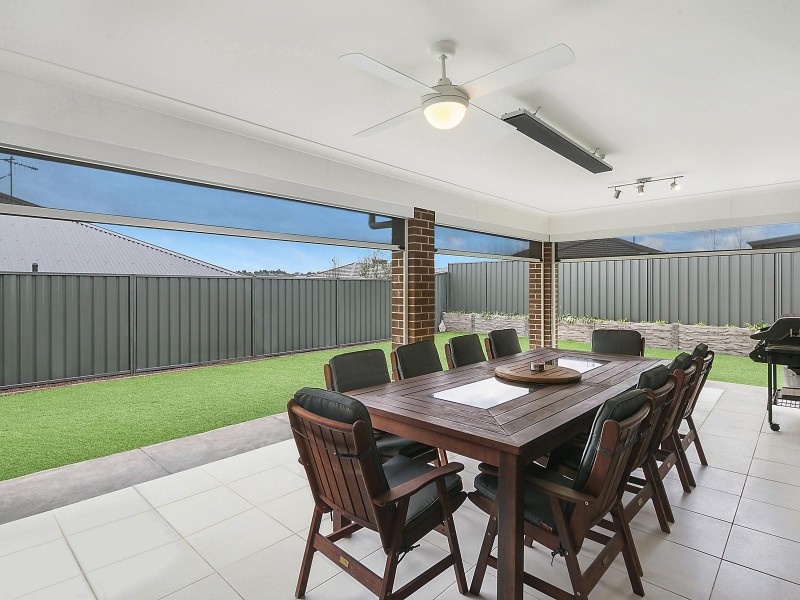 19 Dolly Street, Googong NSW 2620