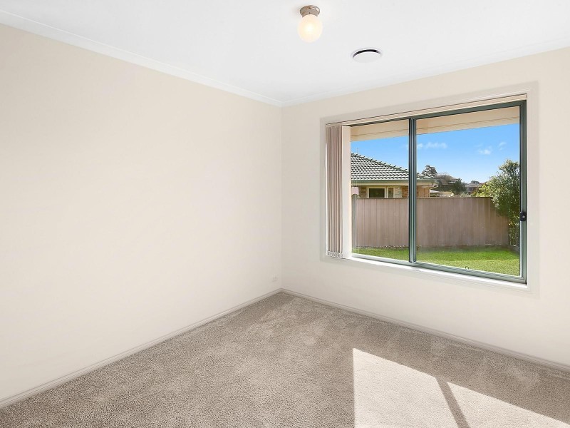 12 Throsby Close, Karabar NSW 2620