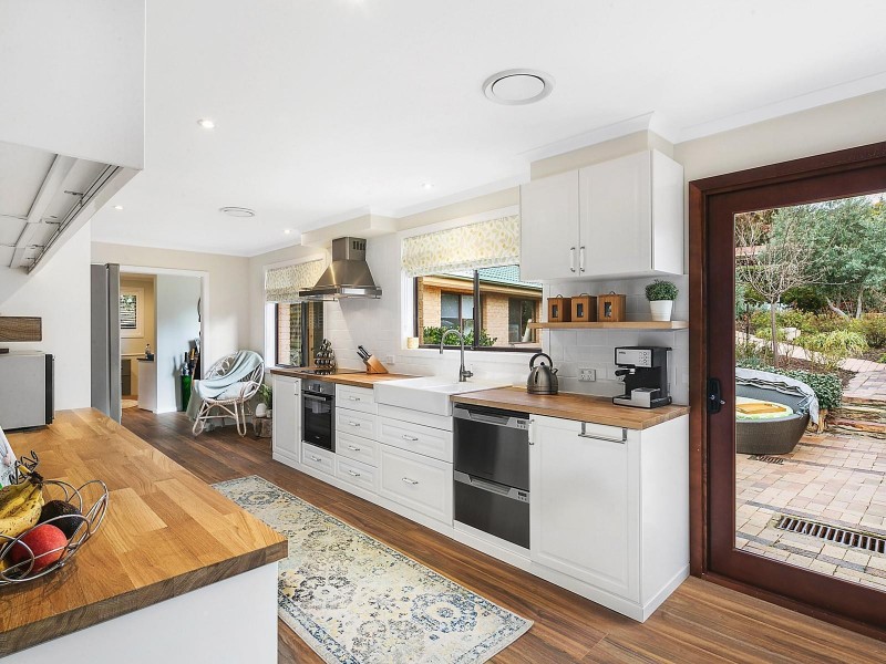 30 Max Henry Crescent, Macarthur ACT 2904