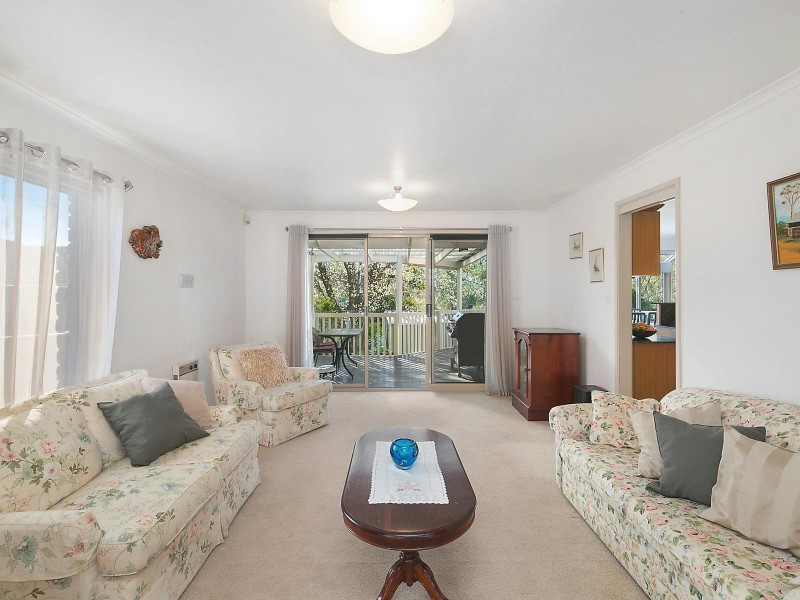 27 Mt Vernon Drive, Kambah ACT 2902