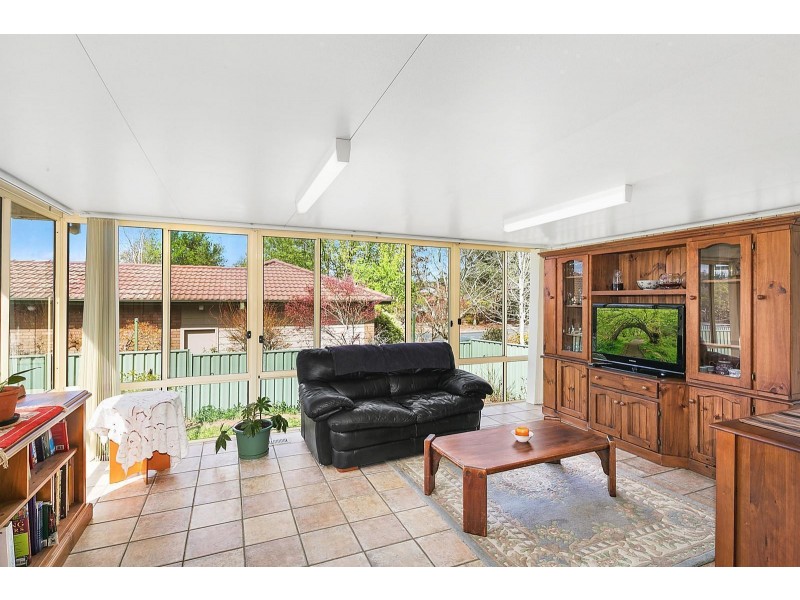 2 Gibson Street, Macgregor ACT 2615