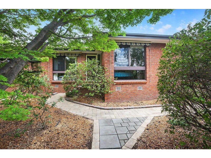 28 Max Henry Crescent, Macarthur ACT 2904