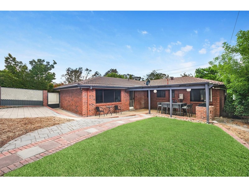 28 Max Henry Crescent, Macarthur ACT 2904
