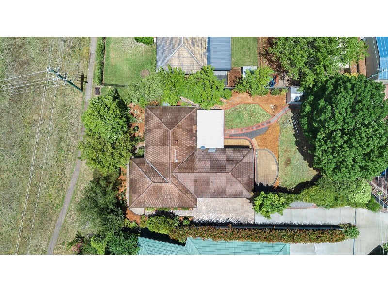 28 Max Henry Crescent, Macarthur ACT 2904