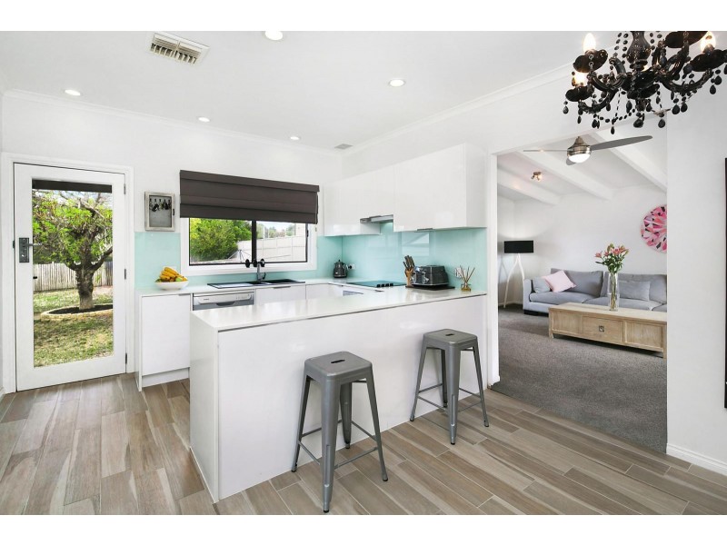 30 Lorn Road, Queanbeyan NSW 2620