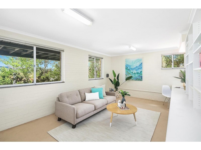 9 Ebsworth Close, Macarthur ACT 2904