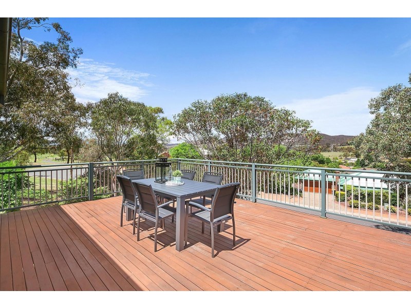 9 Ebsworth Close, Macarthur ACT 2904