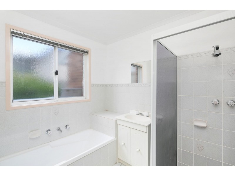 9 Gurr Street, Calwell ACT 2905