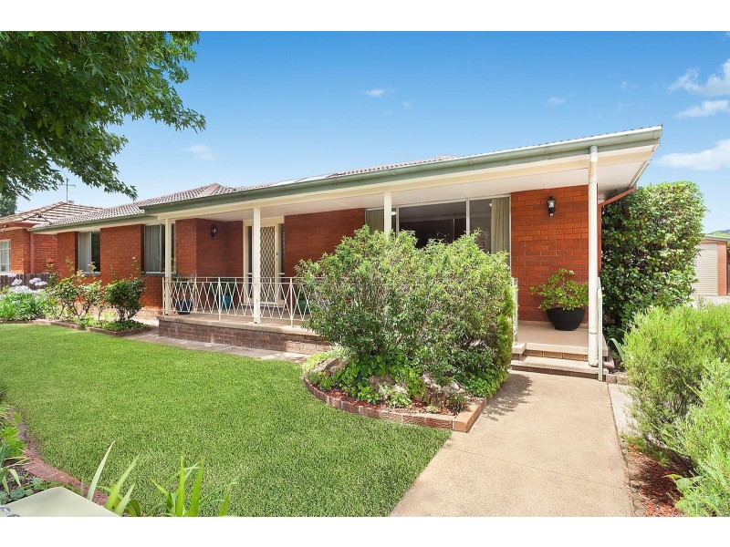 12 Albert Street, Queanbeyan NSW 2620