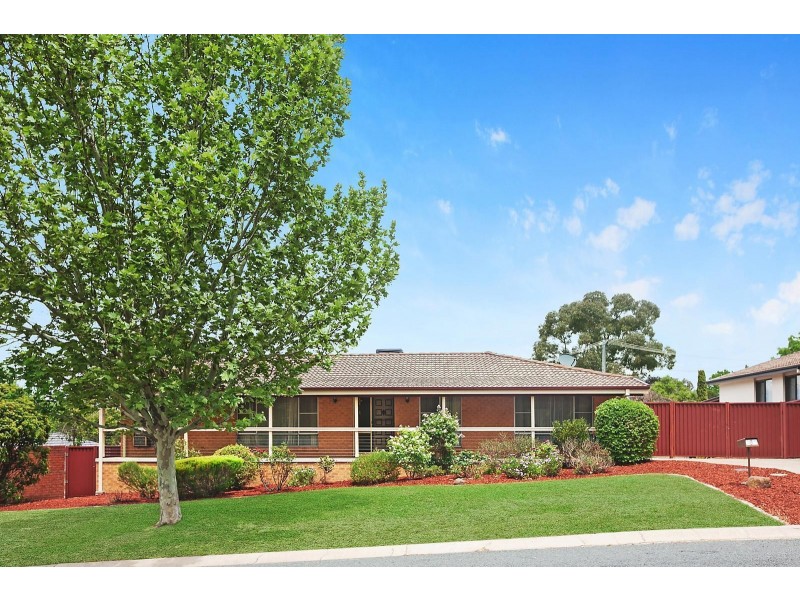 8 Upton Street, Monash ACT 2904