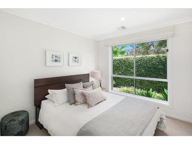 25 Glenorchy Street, Lyons ACT 2606