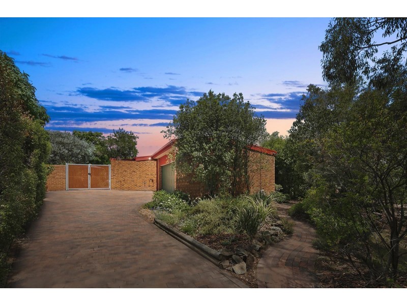 12 Finlayson Place, Gilmore ACT 2905