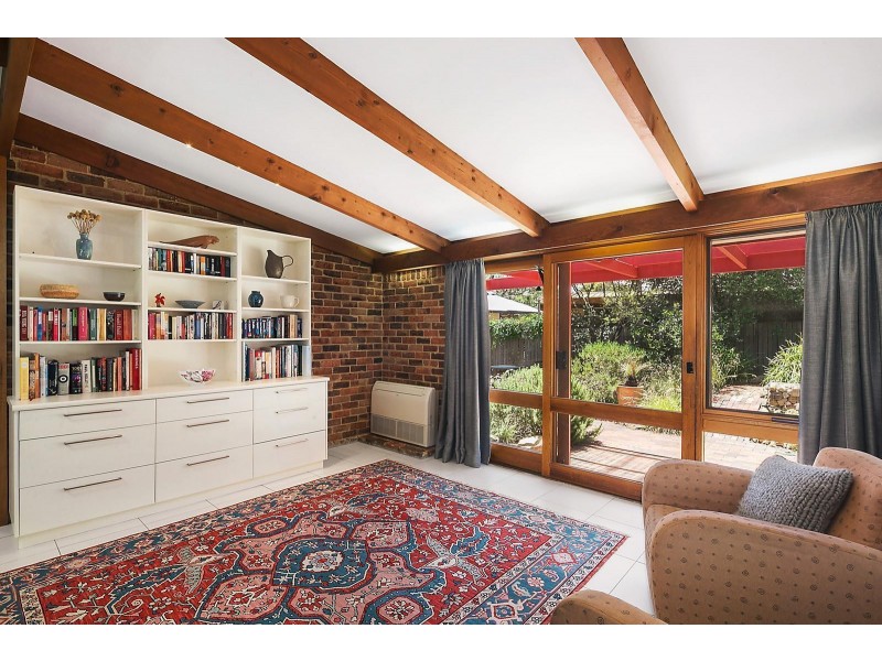 12 Finlayson Place, Gilmore ACT 2905
