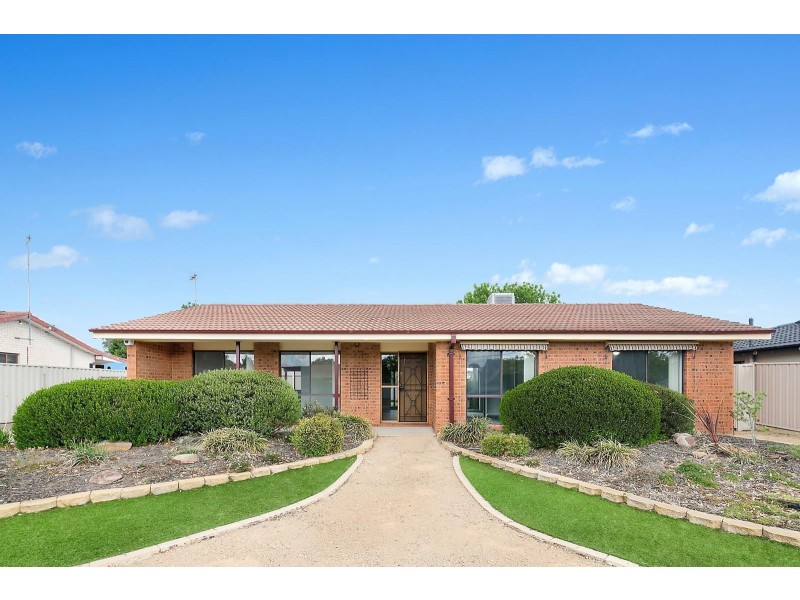 24 Kiddle Crescent, Richardson ACT 2905