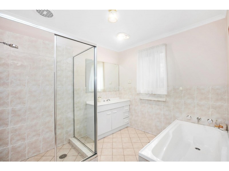 4/64 Thorpe Avenue, Queanbeyan NSW 2620