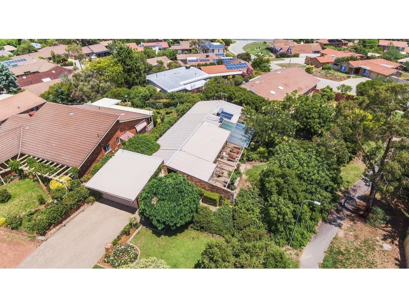 15 Adkinson Close, Isaacs ACT 2607
