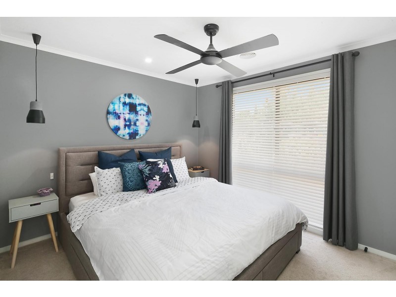 15 Phillipson Crescent, Calwell ACT 2905