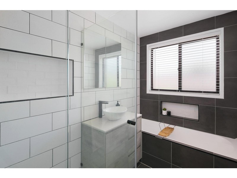 15 Phillipson Crescent, Calwell ACT 2905