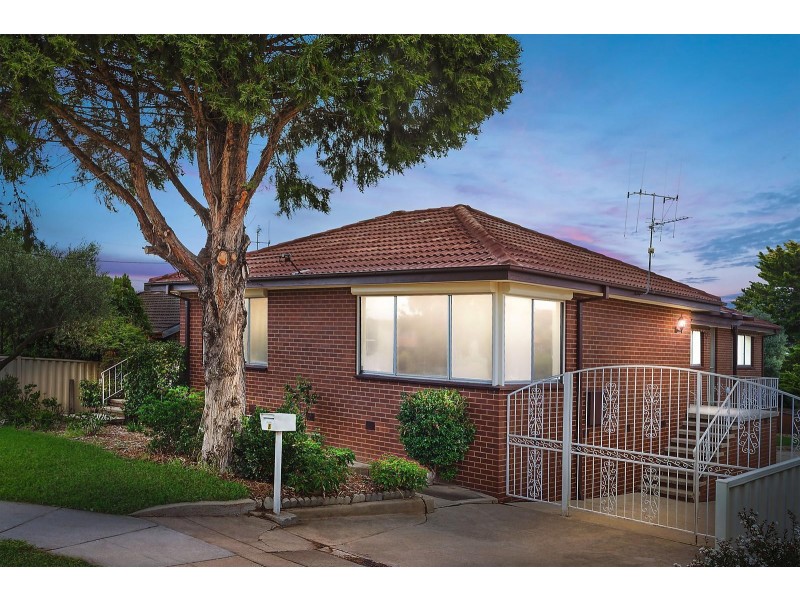 4 Highbar Street, Queanbeyan NSW 2620