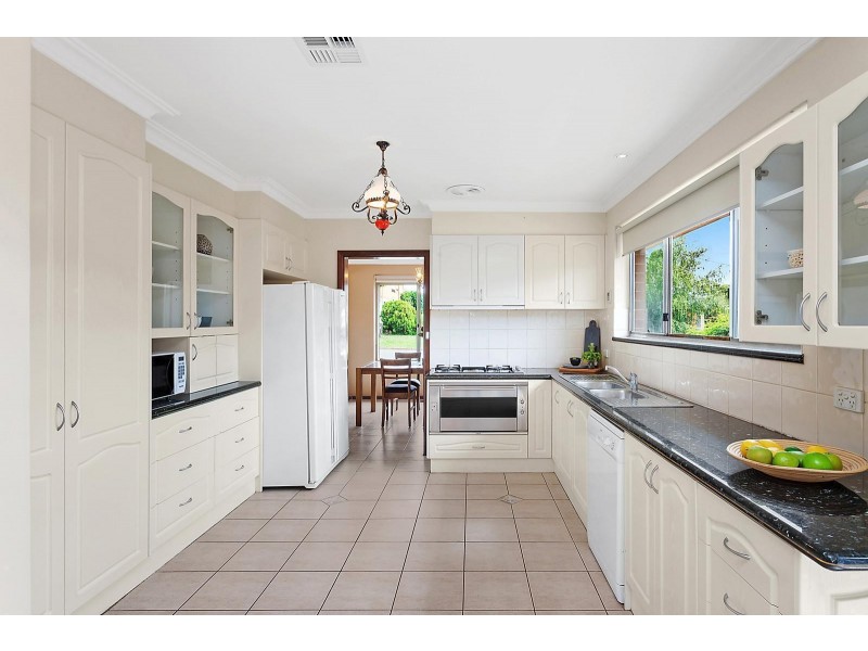 4 Highbar Street, Queanbeyan NSW 2620