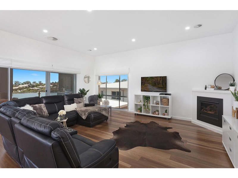 10 Constance Road, Jerrabomberra NSW 2619