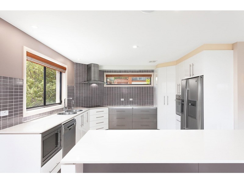 18 Orange Thorn Crescent, Banks ACT 2906