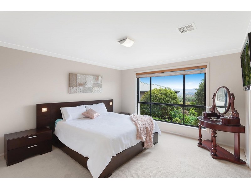 18 Orange Thorn Crescent, Banks ACT 2906