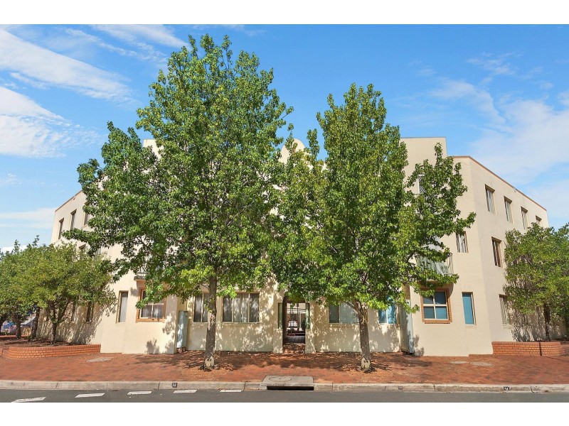 12/54 Chaseling Street, Phillip ACT 2606