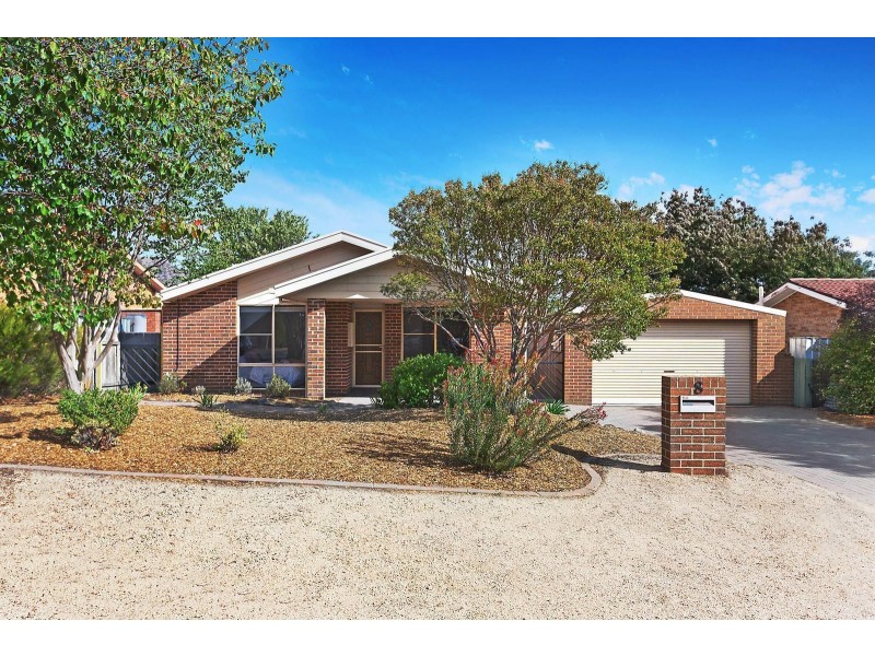 8 Wilhelmi Crescent, Banks ACT 2906