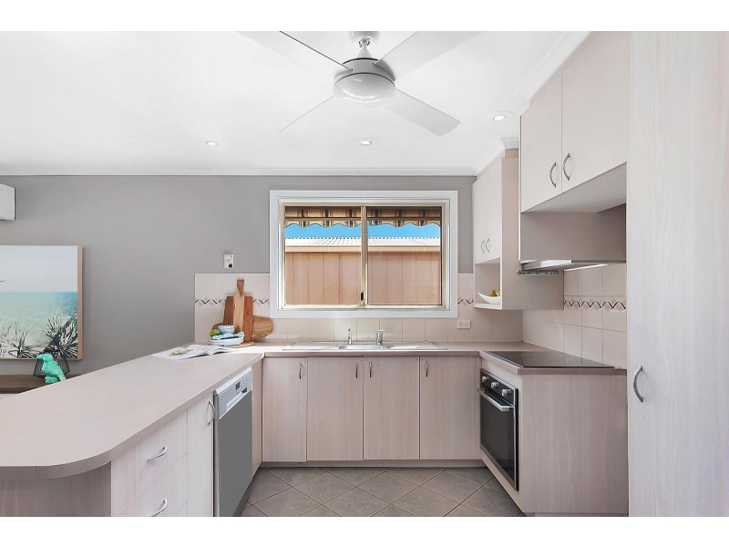 8 Wilhelmi Crescent, Banks ACT 2906