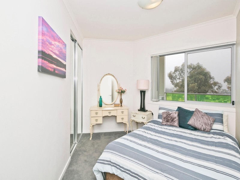 38/58 Cowlishaw Street, Greenway ACT 2900