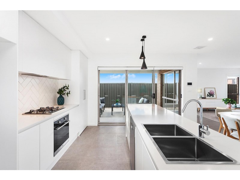 14 Underhill Street, Googong NSW 2620