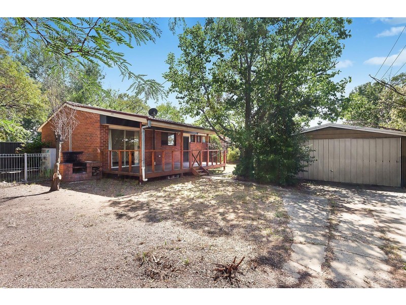 1 Ortloff Place, Kambah ACT 2902