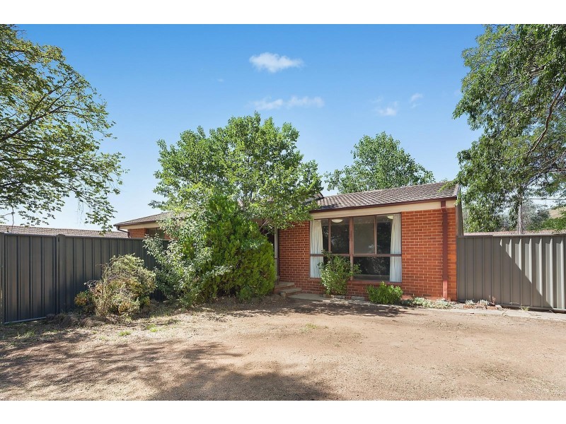 1 Ortloff Place, Kambah ACT 2902