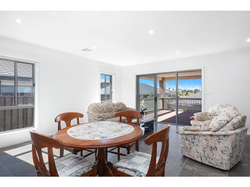 13 Tyrrell Street, Googong NSW 2620