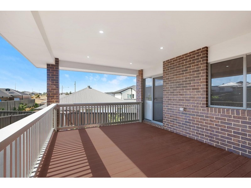 13 Tyrrell Street, Googong NSW 2620