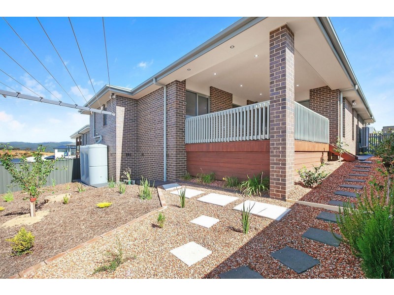 13 Tyrrell Street, Googong NSW 2620