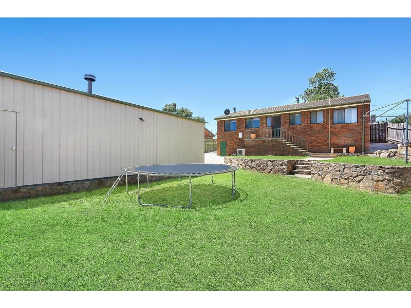 15 Lazarus Crescent, Queanbeyan NSW 2620