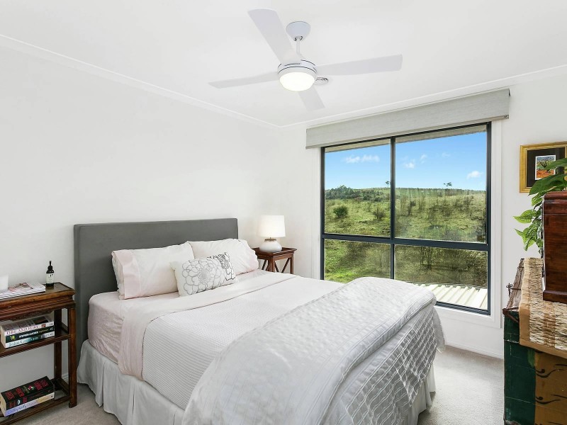 20A Bayside Court, Jerrabomberra NSW 2619